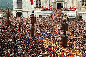 Gubbio. Festa dei Ceri, una passione ininterrotta dal 1160.